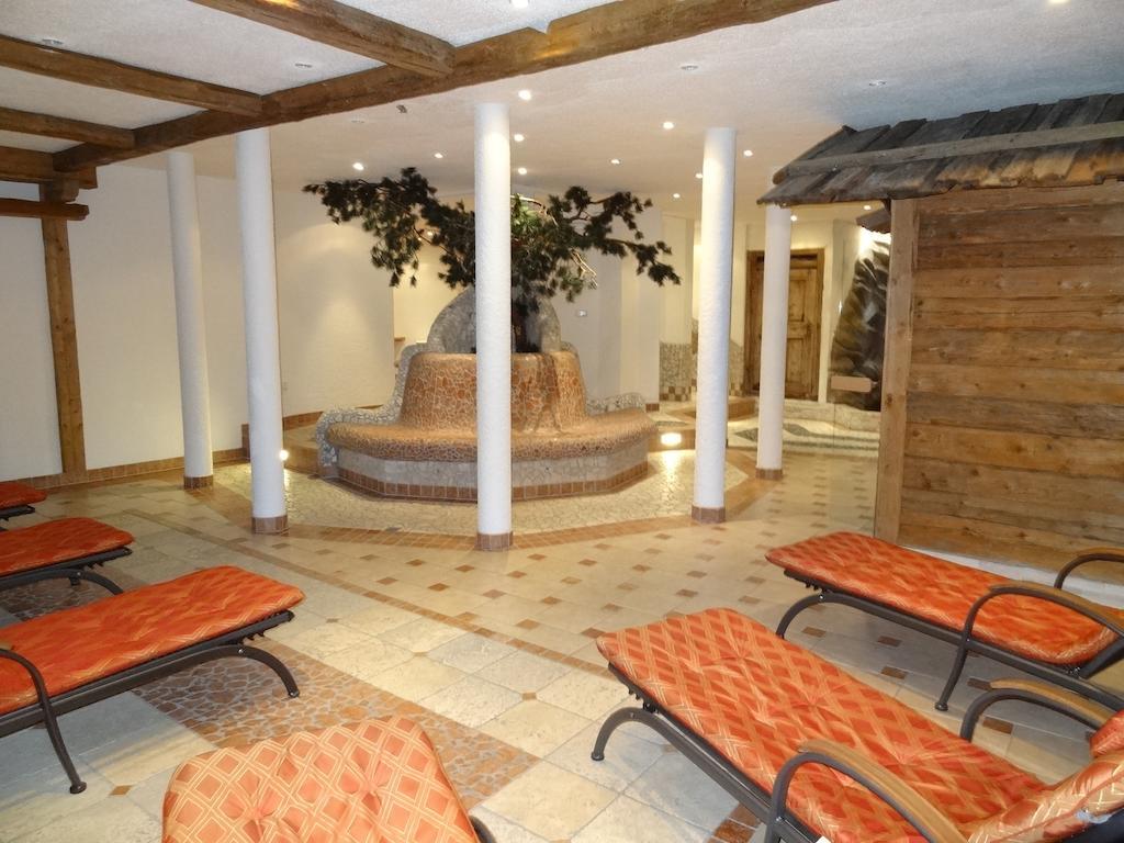 Haus Karin Hotel Sölden Kültér fotó