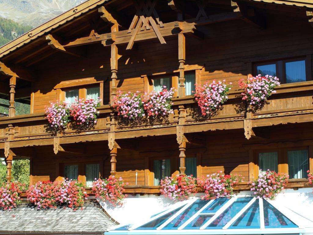 Haus Karin Hotel Sölden Kültér fotó