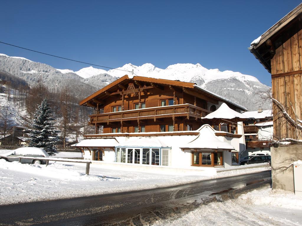 Haus Karin Hotel Sölden Kültér fotó