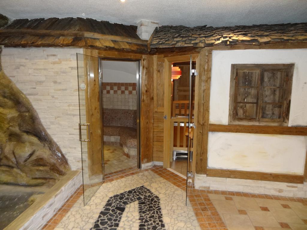 Haus Karin Hotel Sölden Kültér fotó